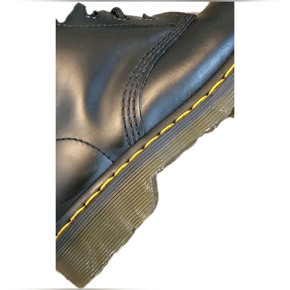 Doc Martens Dr Marten AirWair 1460W Black Smooth Women 8 Original - Picture 12 of 12